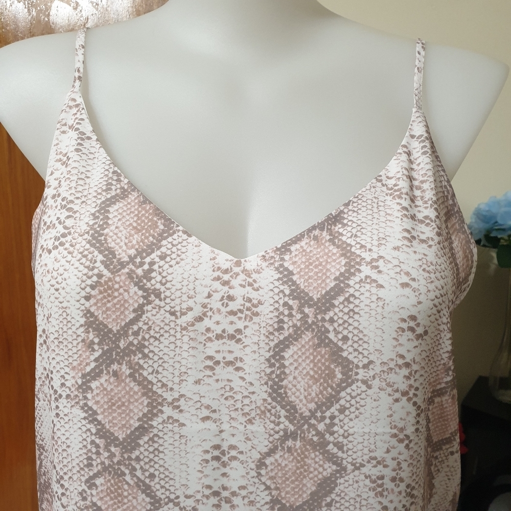 Just Jeans AU-16 White/Brown Print Sleeveless Singlet Top Tee NWOT - Picture 3 of 10